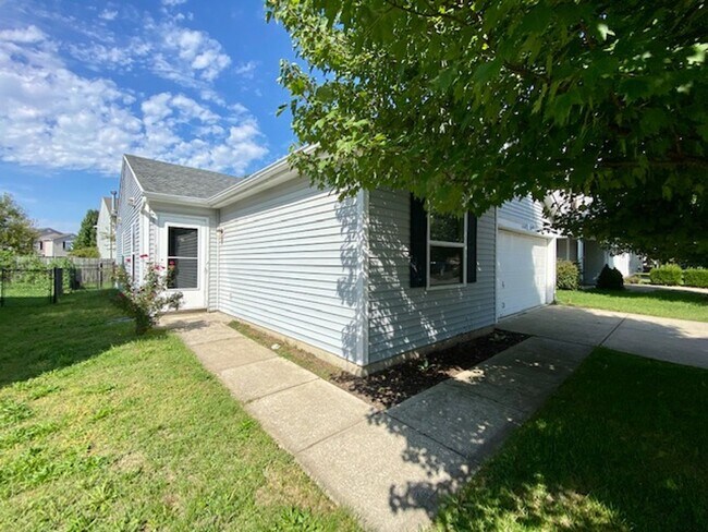 Foto del edificio - Wonderful 3 Bedroom 2 Bathroom Ranch Home ...