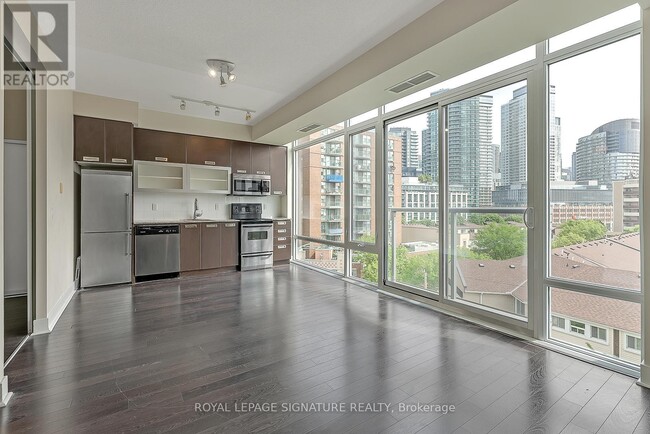 Building Photo - 90 Stadium Rd