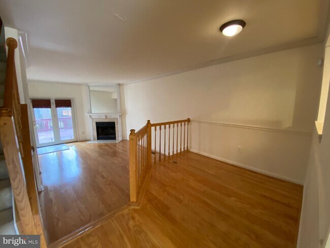 Foto del edificio - 6021 Old Stratford Ct