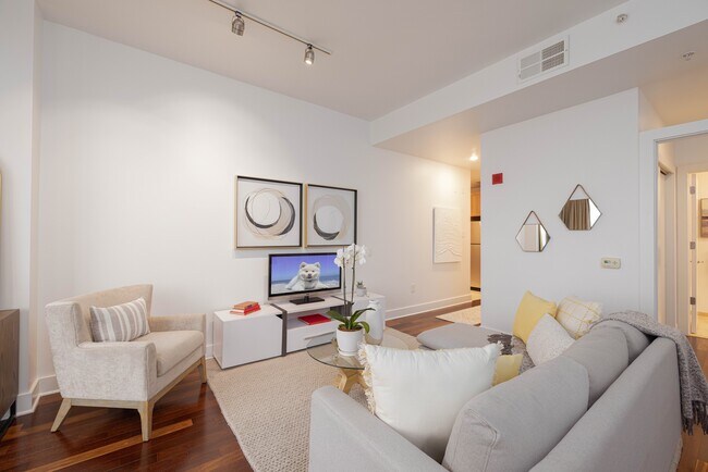 Live strong in Jersey City - 159 2nd St