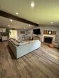 Foto principal - 3 bed, 2 bath- step into modern comfort