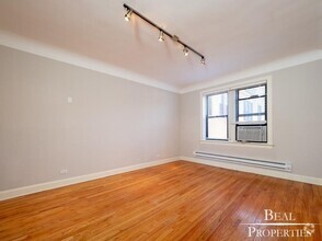 Building Photo - 2325.5 N Rockwell St