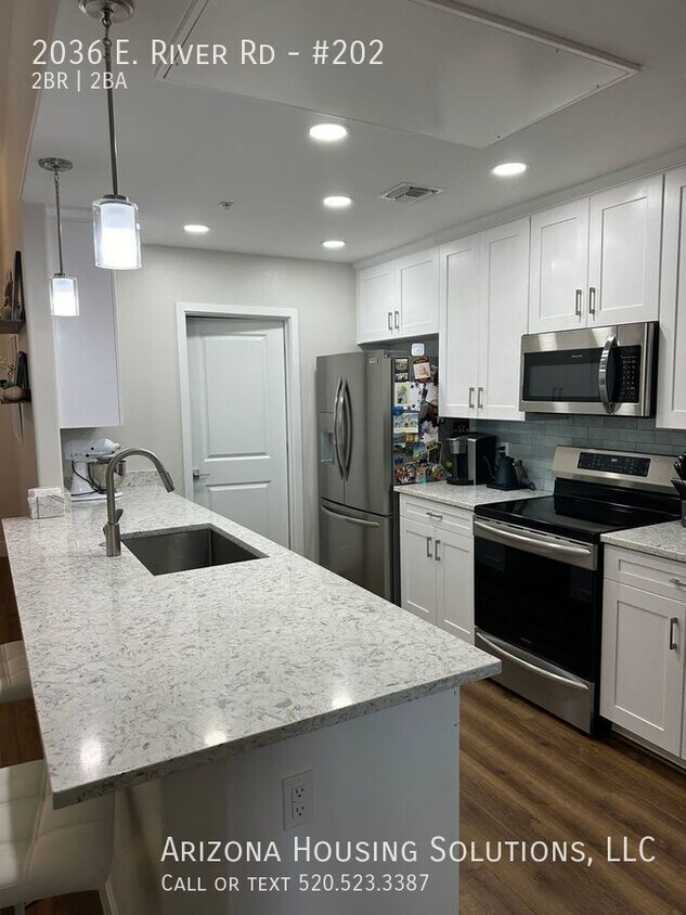 Primary Photo - 2nd floor, off Riverwalk in Popular Placit...