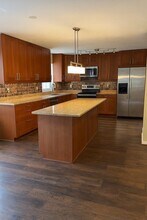 Building Photo - 8213 Climbing Fern Ct