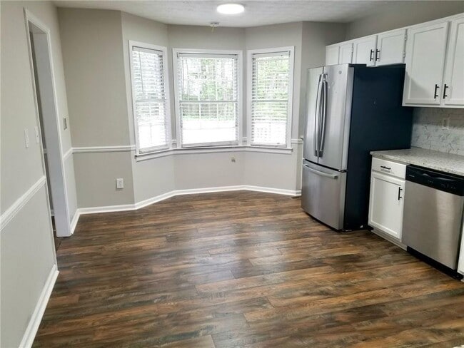 Building Photo - 4006 Evelyn Dr