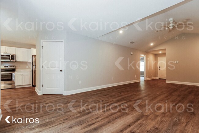 Building Photo - 149 Cottage Grove Rd