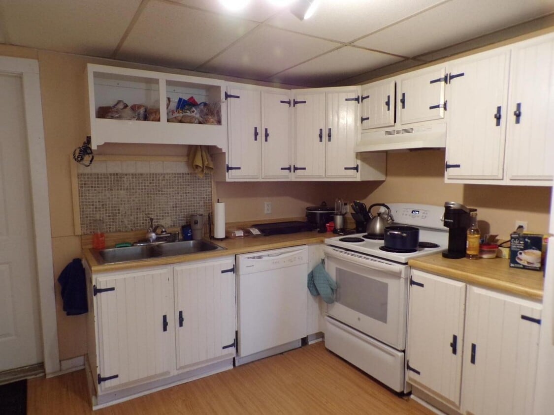 Kitchen - 16 High St