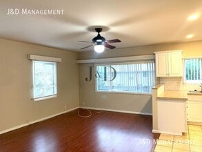 Building Photo - 8770 Lamar St