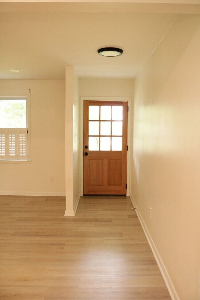 Foto del edificio - 4 Bedroom, 3 Bathroom Home in Magnolia Ranch - West Ashley