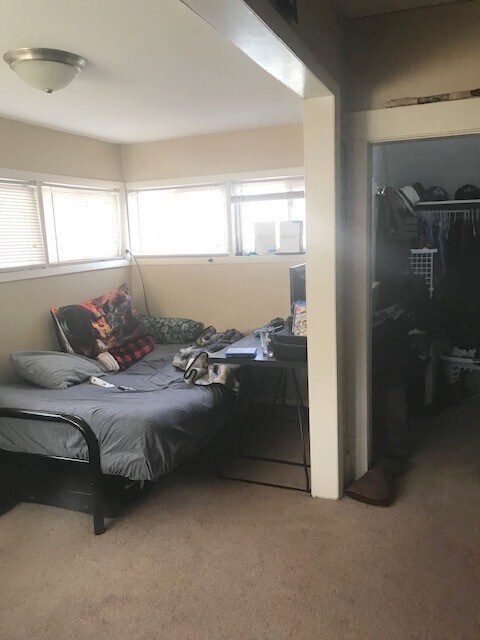 Building Photo - 1841 6th Ave