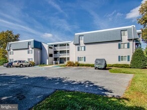 Building Photo - 36011 Condo Dr