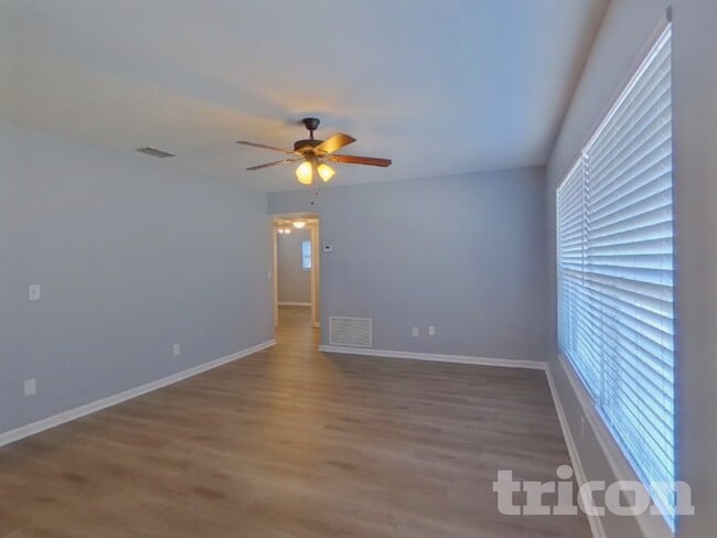 Building Photo - 1701 Audrey Dr