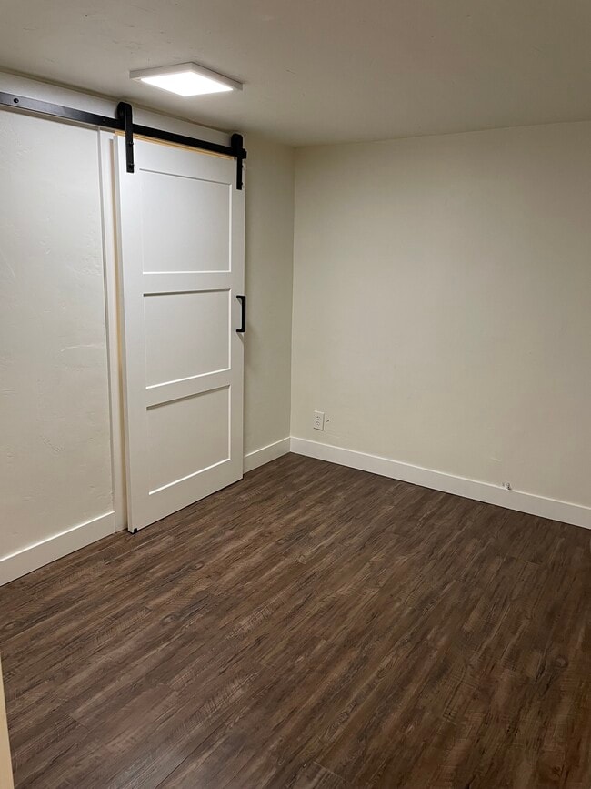 Foto del edificio - 539 SE Edgewater Ln