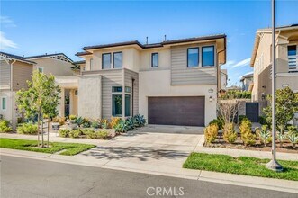 Building Photo - 55 Crater