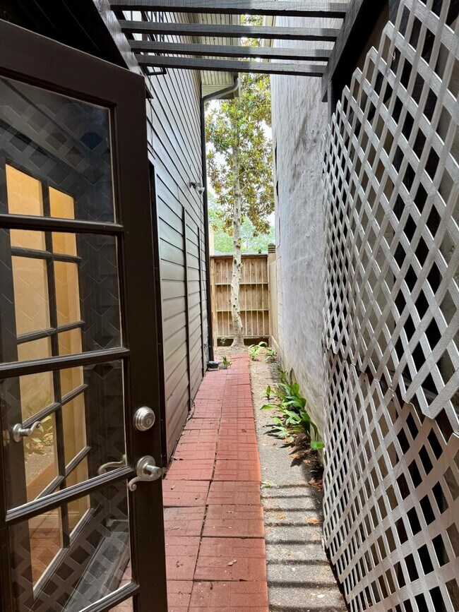Foto del edificio - 201 Vanderpool Ln