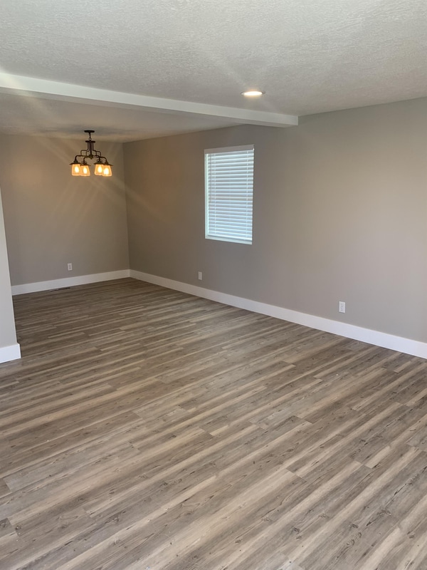 Building Photo - 3498 Valley Heights Dr