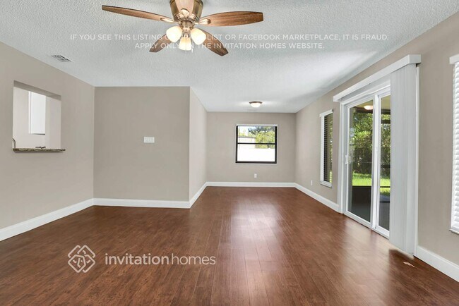 Foto del edificio - 720 Benedict Way