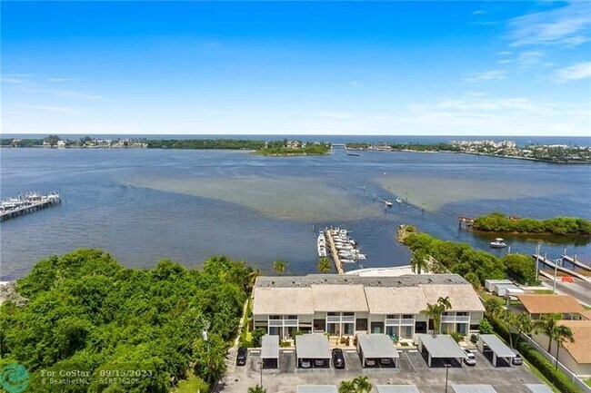 Foto del edificio - 742 NE 20th Ln