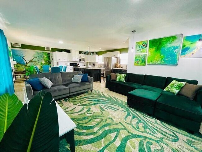 Foto del edificio - 807 Walnut Ave