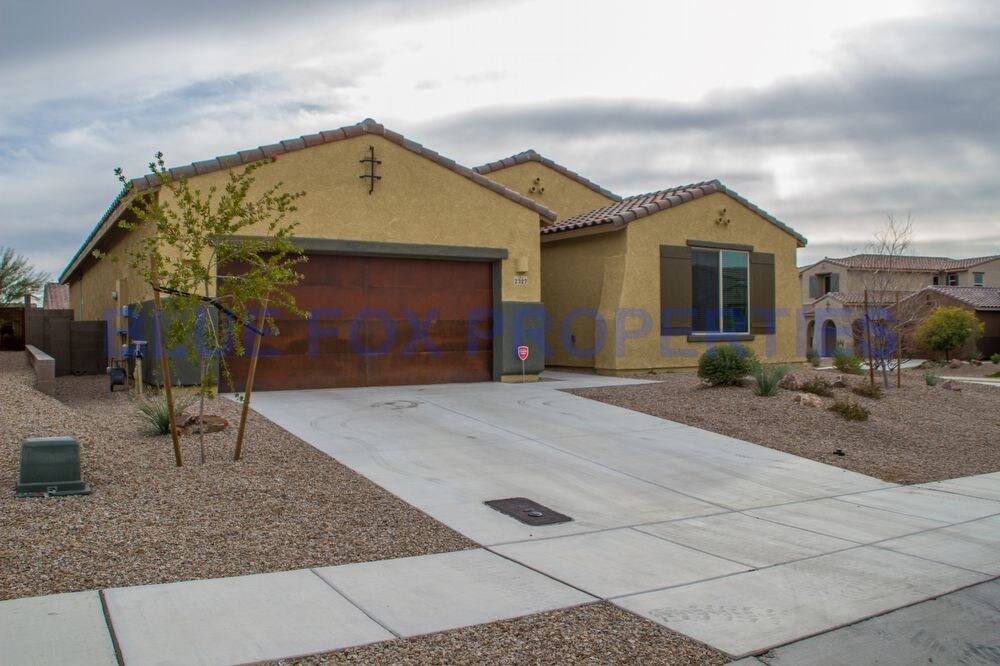 Primary Photo - 2327 W. Ursa Minor St.