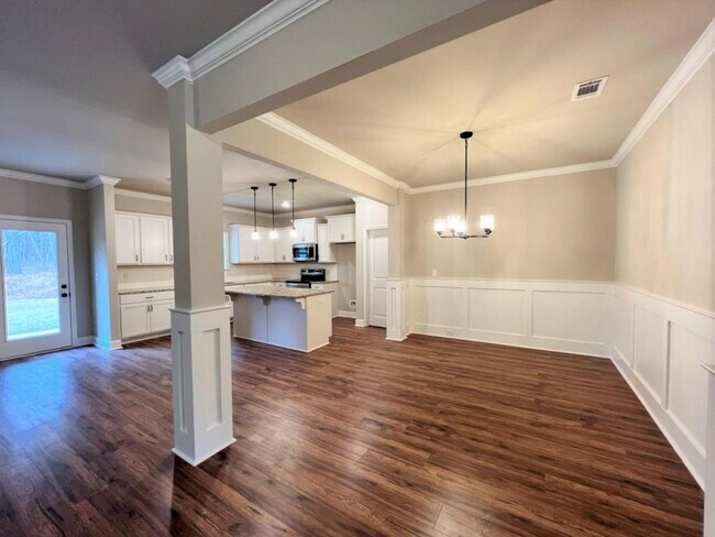 Foto del edificio - 100 Hawthorn Ln