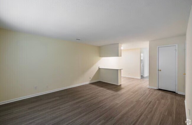 Foto del edificio - The Folly Townhomes