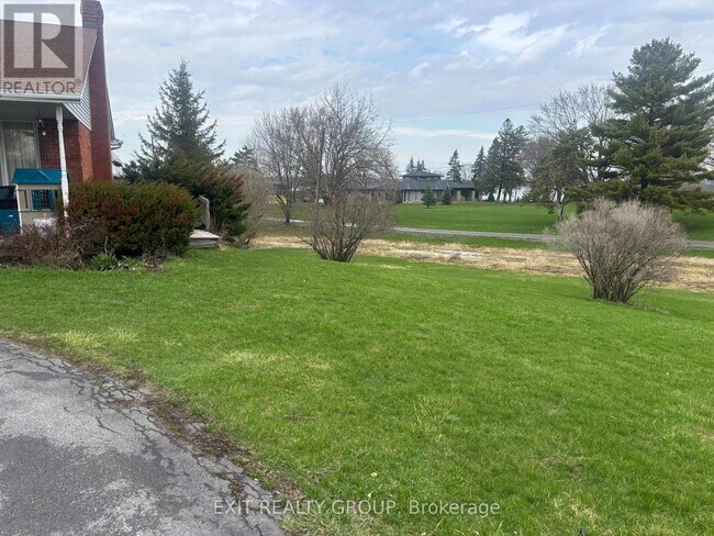 Photo du bâtiment - 1162 County Rd 3