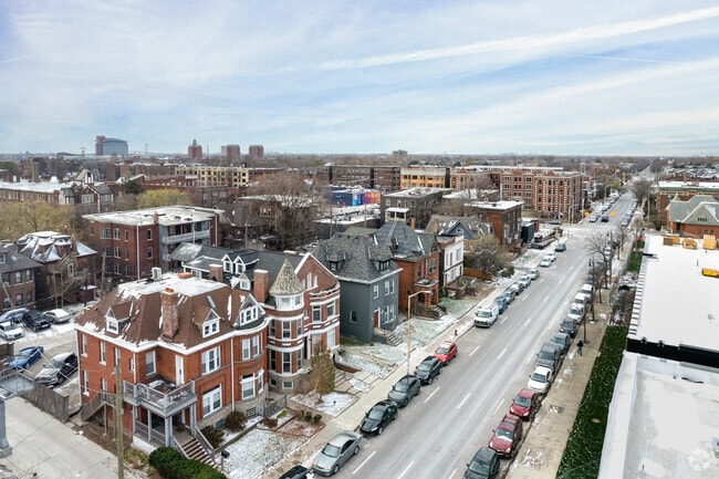 Looking West - 445 W Forest Ave