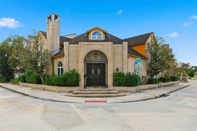 Foto del edificio - 4063 Breakwood Dr