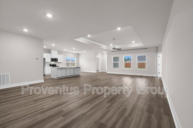 Foto del edificio - 3136 Silver Maple Dr