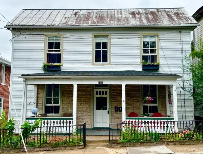 Foto del edificio - 838 W Beverley St
