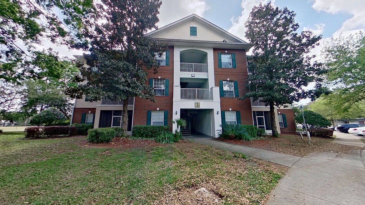 Foto principal - Remodeled 3Bedroom Condo in Oakleaf Planta...