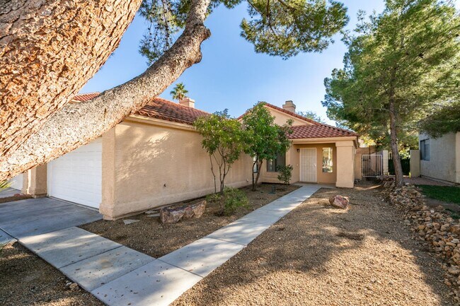 Foto del edificio - Beautifully Upgraded 3BD/2BA Home in Henderson’s Green Valley