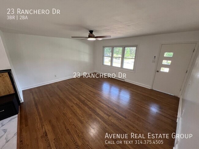 Building Photo - Just Listed! 23 Ranchero Dr
