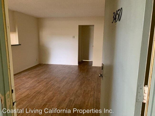 Foto del edificio - 3442-3468 Preble Ave