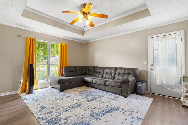 Foto del edificio - Charming Brick Single Family Home in Hinesville For Lease!