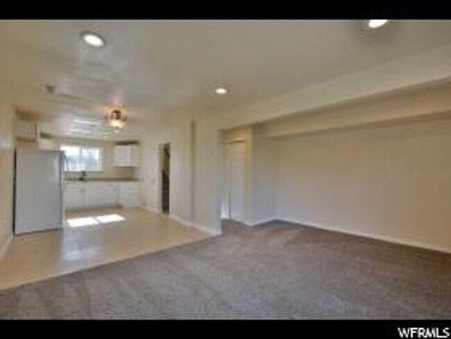 Foto del edificio - Beautifully Renovated Duplex in Salt Lake City