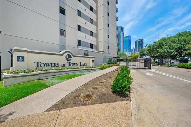 Foto del edificio - 40 N Interstate Hwy 35