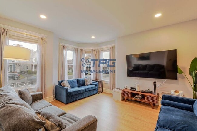 Photo - 211 Park Ave House