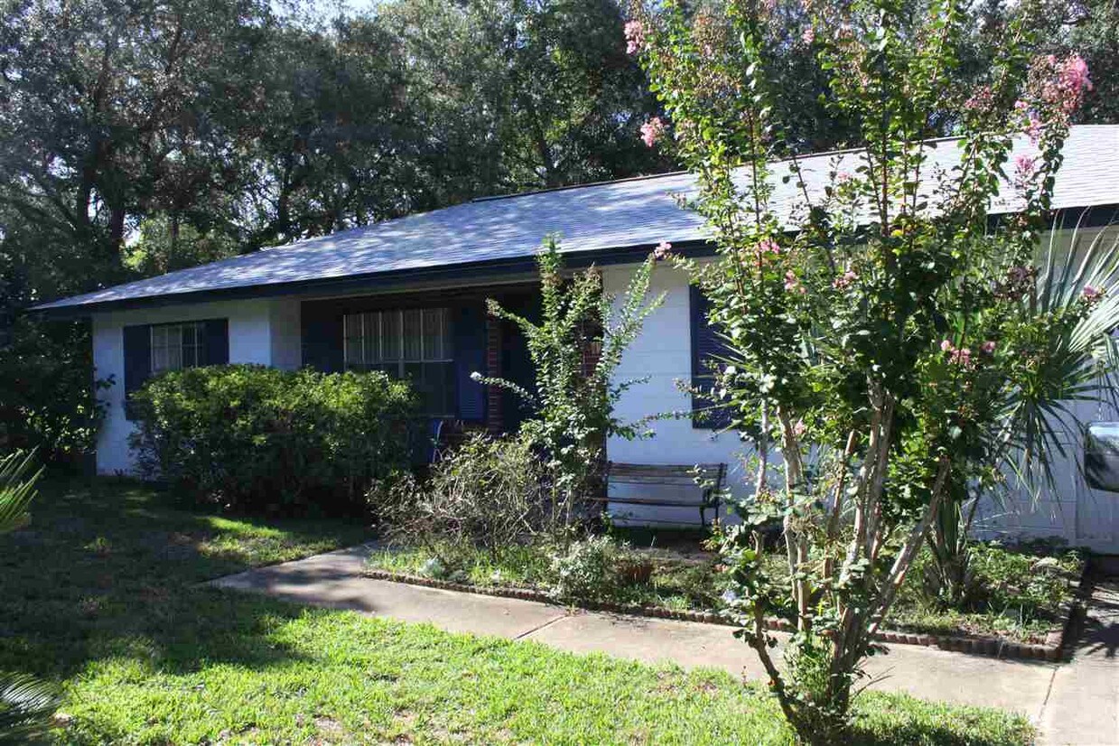 495 San Bruno St, St. Augustine, FL 32086 House for Rent in St