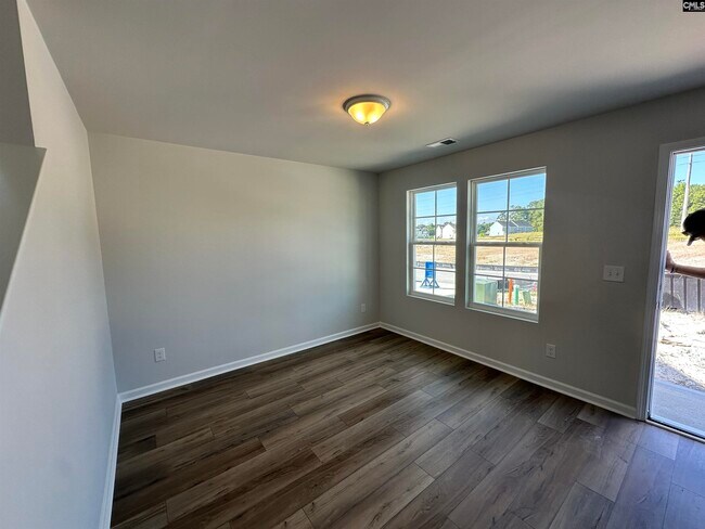 Foto del edificio - 338 Hardwick Dr