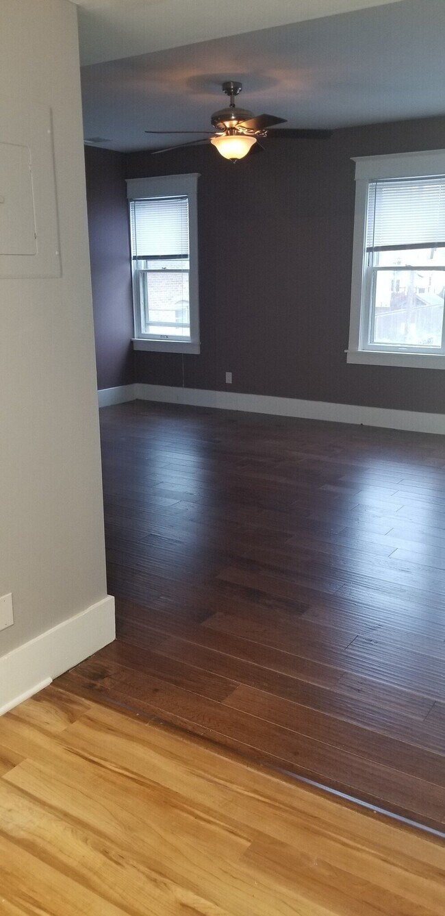 Foto del edificio - 1210 S Brook St