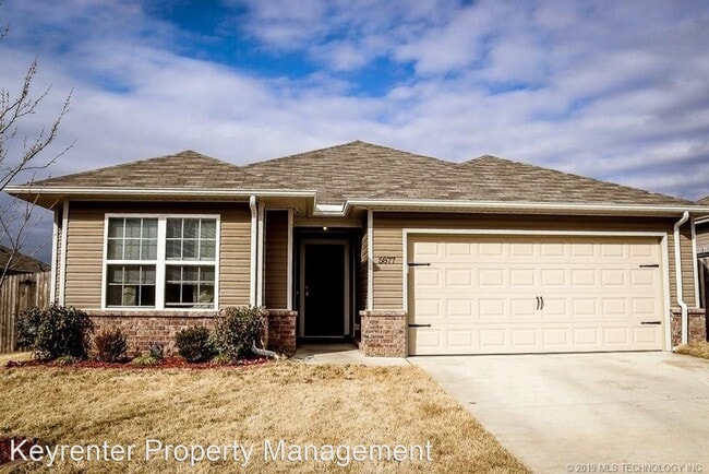 Foto del edificio - 3 br, 2 bath House - 5877 E 148th St S