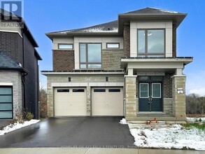 Building Photo - 13 Thelma Dr