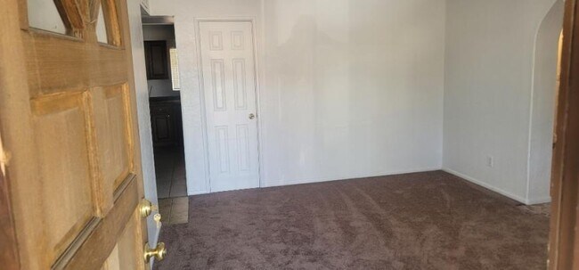 Foto del edificio - 4 bedroom in Glendale AZ 85301