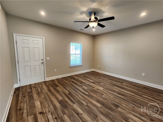 Building Photo - 231 HAISLEY RUN