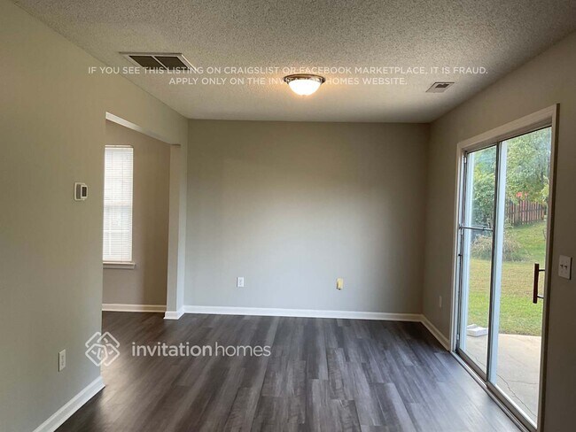 Building Photo - 1009 Fort Clapsop Ct