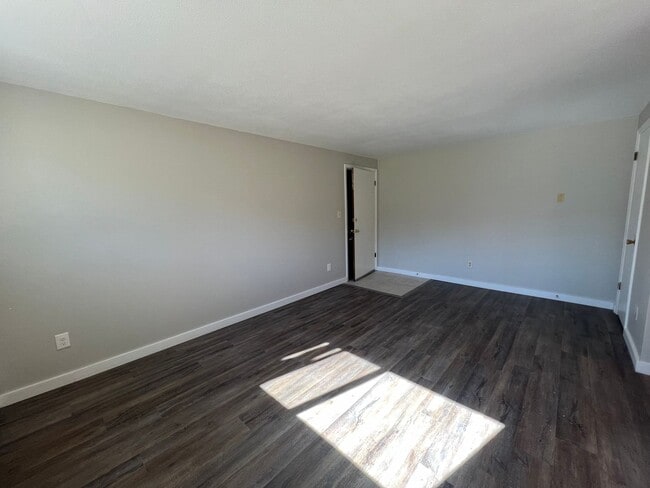 Foto del edificio - Laporte1850 (KC-LN-KB)