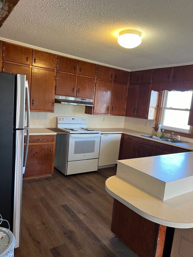 Foto del edificio - 169 S Croom Bland Rd