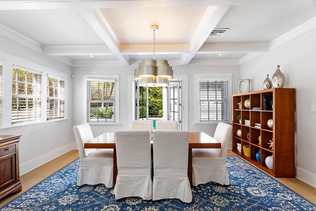 Building Photo - 141 Australian Ave